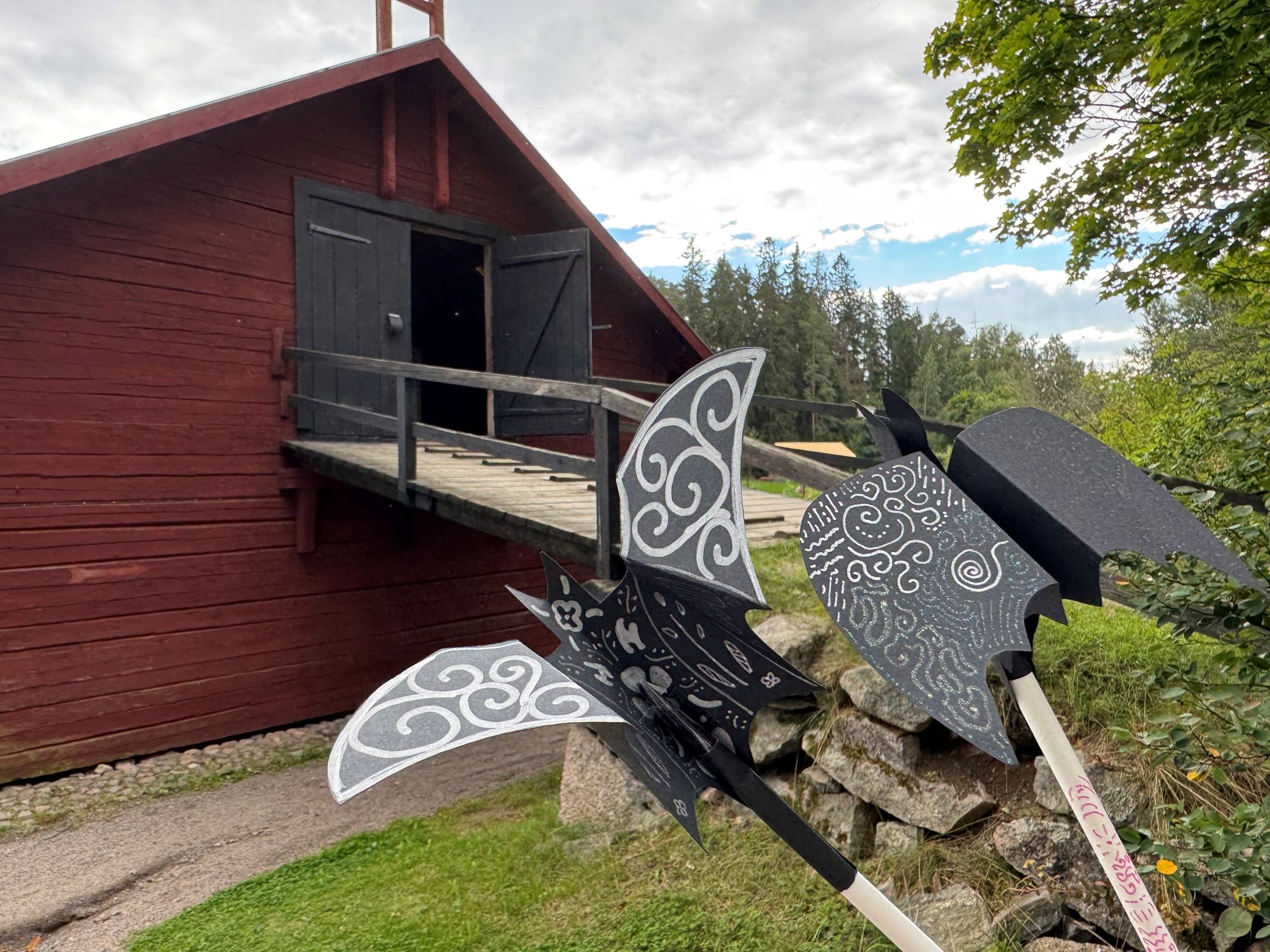 Glimsin työpaja vaihtuvalla teemalla: Lepakkoraketit